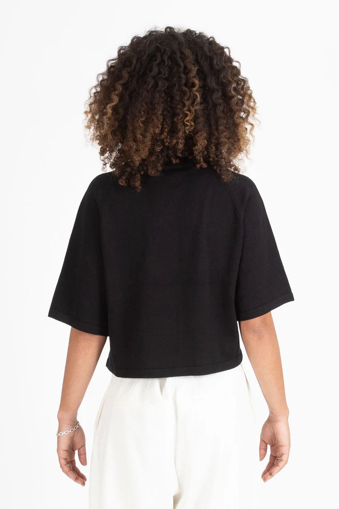 FEDERATION BADGE KNIT TOP - BLACK