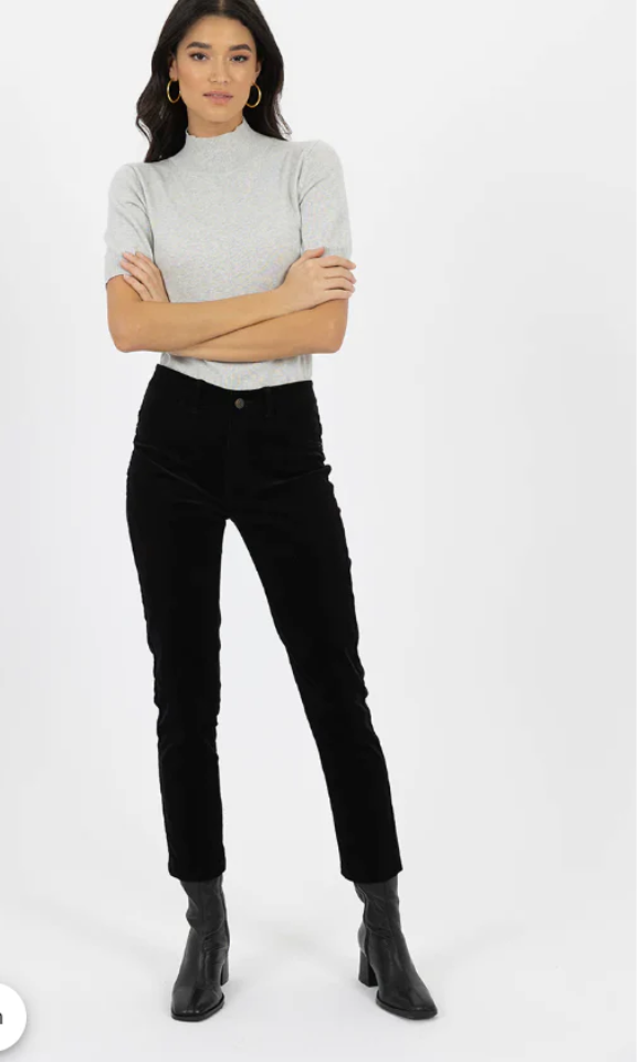 HUMIDITY LIFESTYLE QUEEN CORD JEAN - BLACK - HW24318