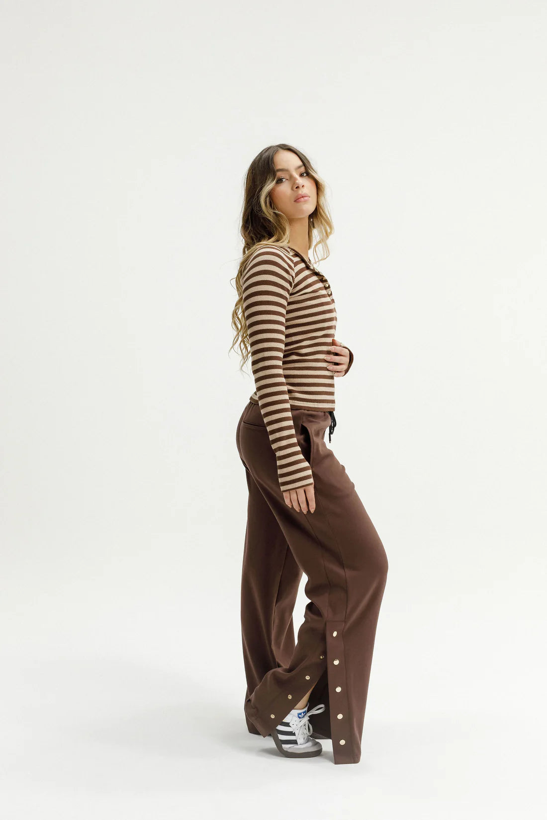 ROSE ROAD BENNE L/S TOP - CHOCOLATE STRIPES