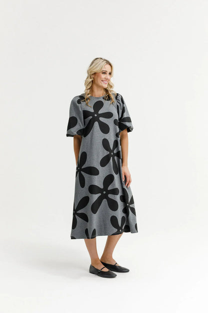 HOME-LEE IVY MIDI DRESS - GRAPHITE DAISIES