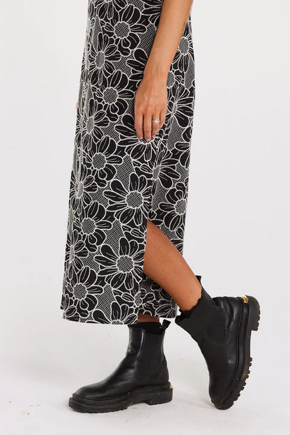 THING THING SLINK DRESS - BLACK DAISY