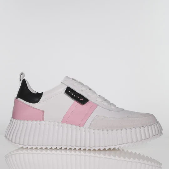 MINX - RACER - WHITE PINK BLACK   WHATS COMING