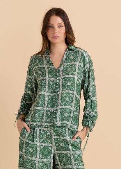 BETTY BASICS BELINDA BLOUSE - FLORAL TILE PRINT