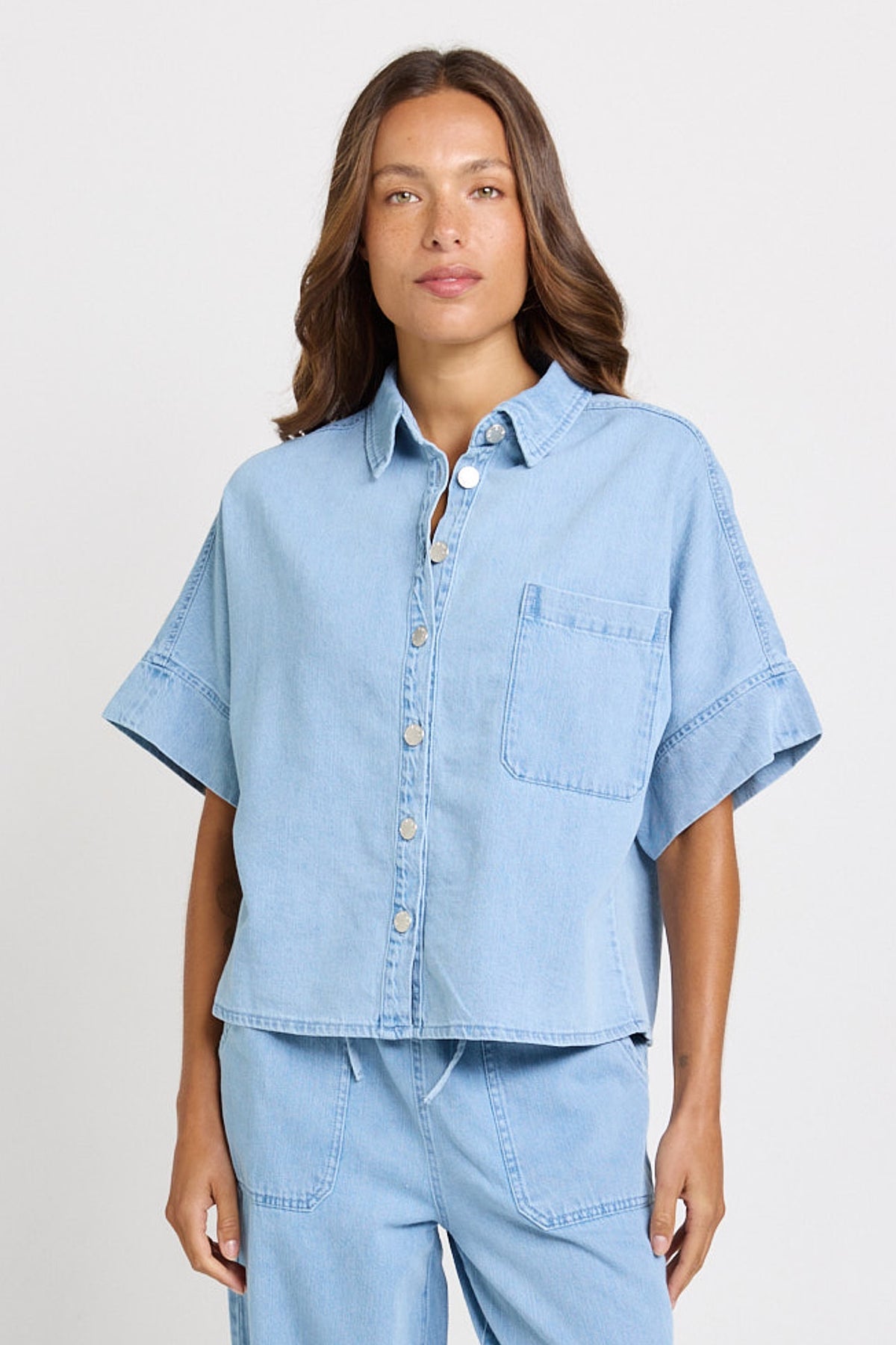 BETTY BASICS DAWN DENIM SHIRT - BLUE DENIM