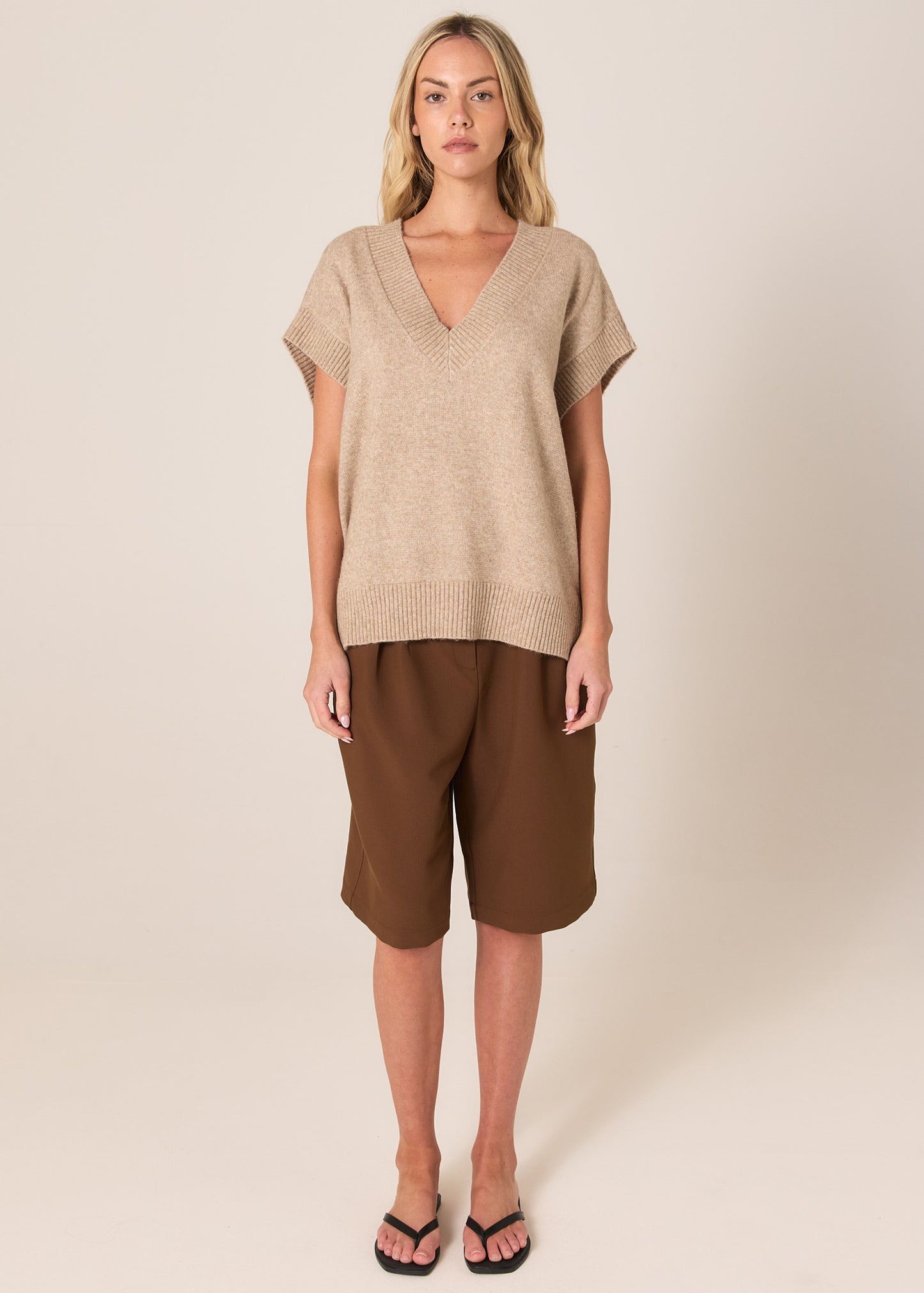 FATE + BECKER RAE V-NECK VEST - BROWN MARLE