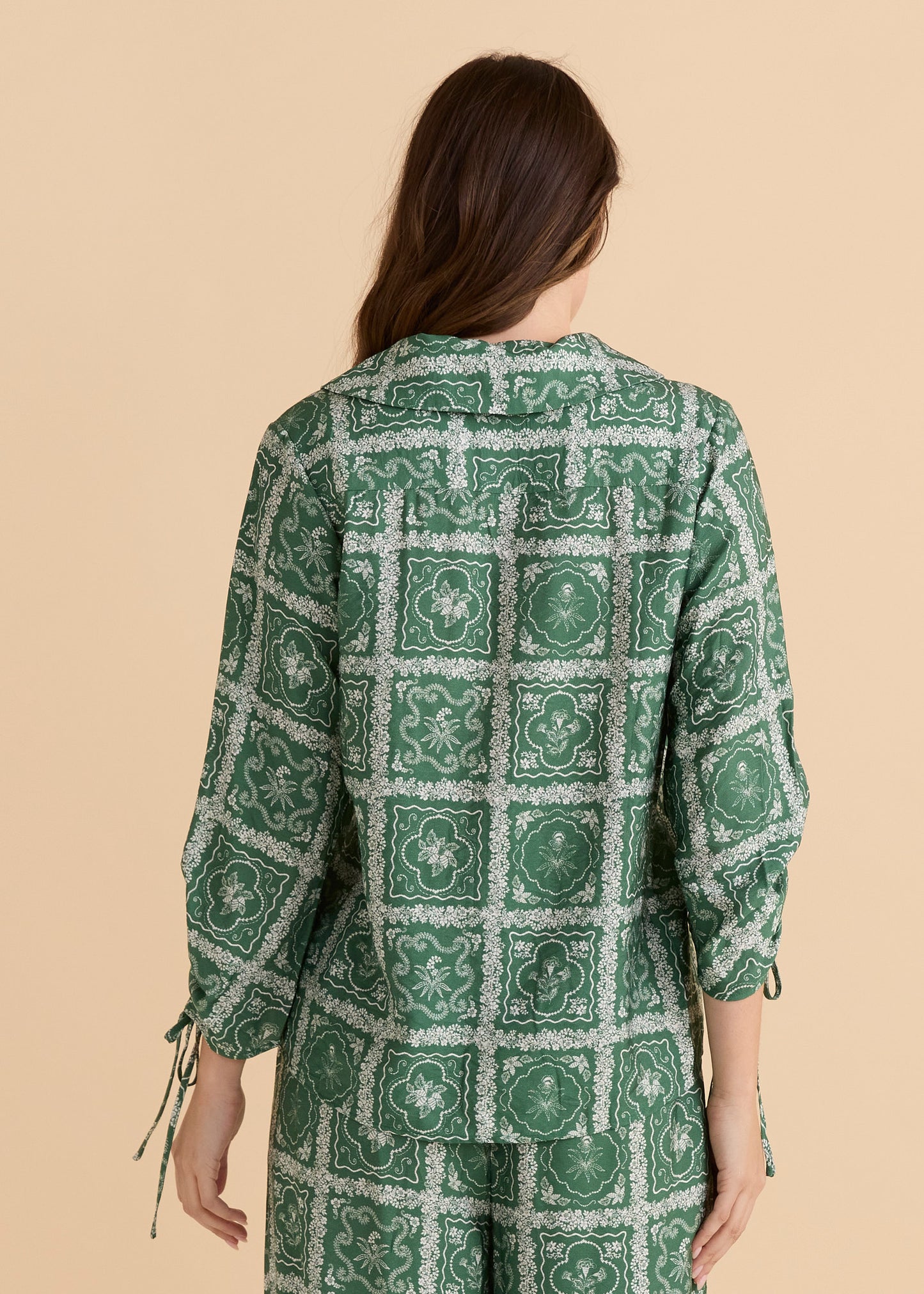 BETTY BASICS BELINDA BLOUSE - FLORAL TILE PRINT