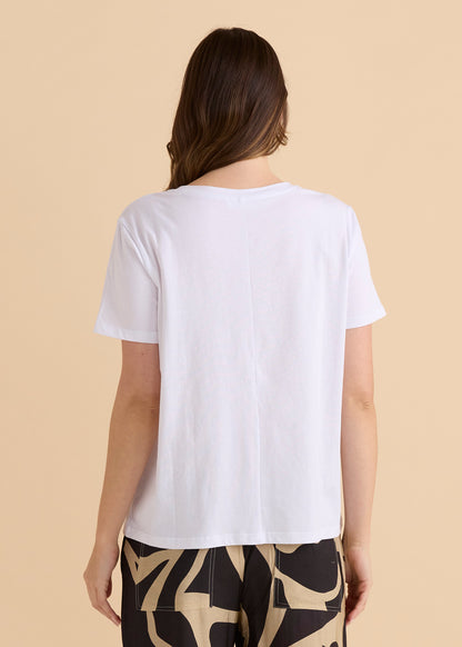 BETTY BASICS ELLIA CREW TEE - MONOCHROME FLORAL