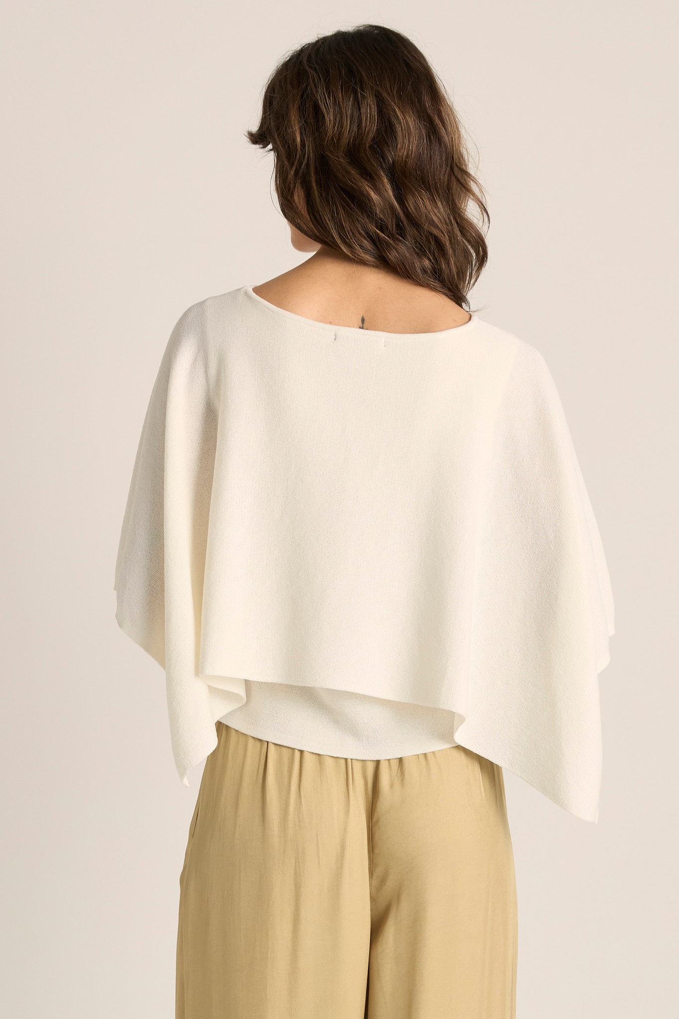 FATE + BECKER KORA CAPE TOP - CREAM