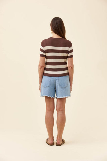 ISLE OF MINE MARCELLE T-SHIRT - TAUPE